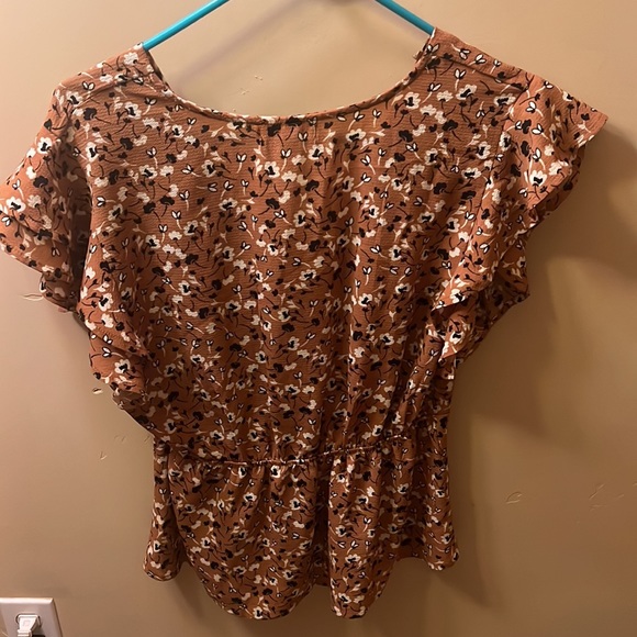 Flowered blouse - Picture 3 of 4